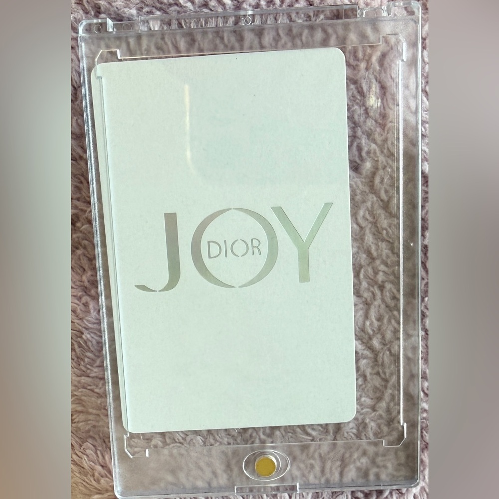 Dior Joy 8 Playing Card Exquisite Limited Edition Holographic in magnetic Case